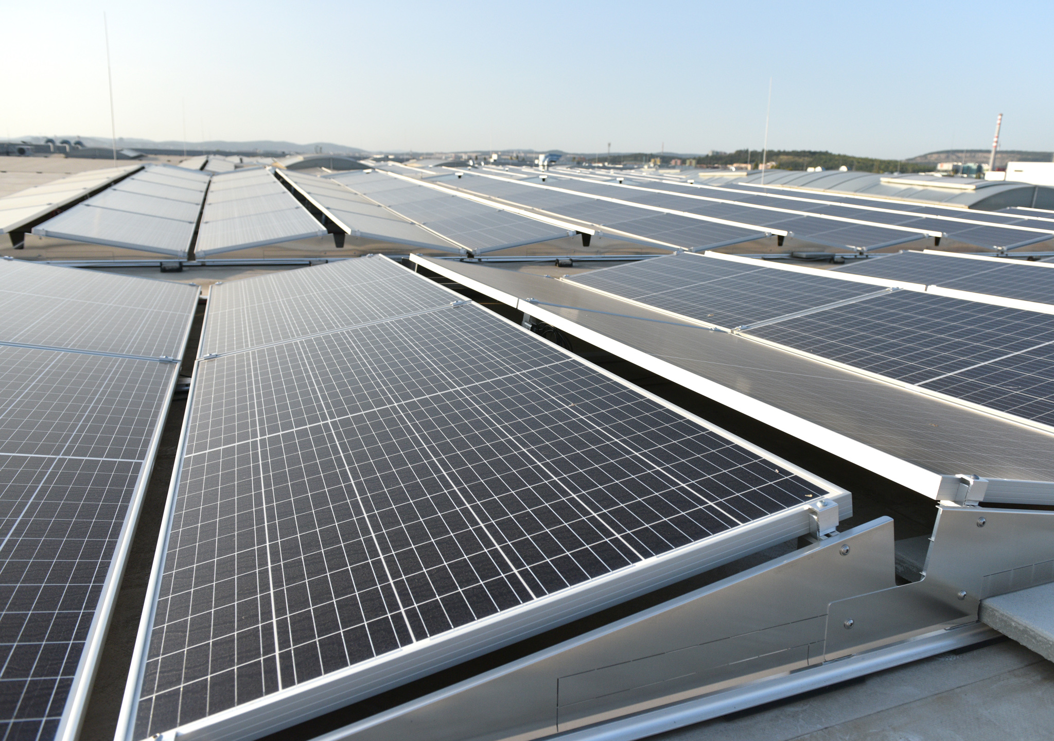 Brno bude mít vlastní solární elektrárnu na střechách domů
